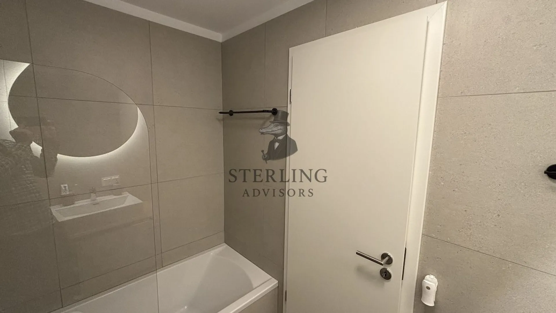 Quartier Azuga, 2 camere mobilat si utilat complet, loc parcare inclus 14
