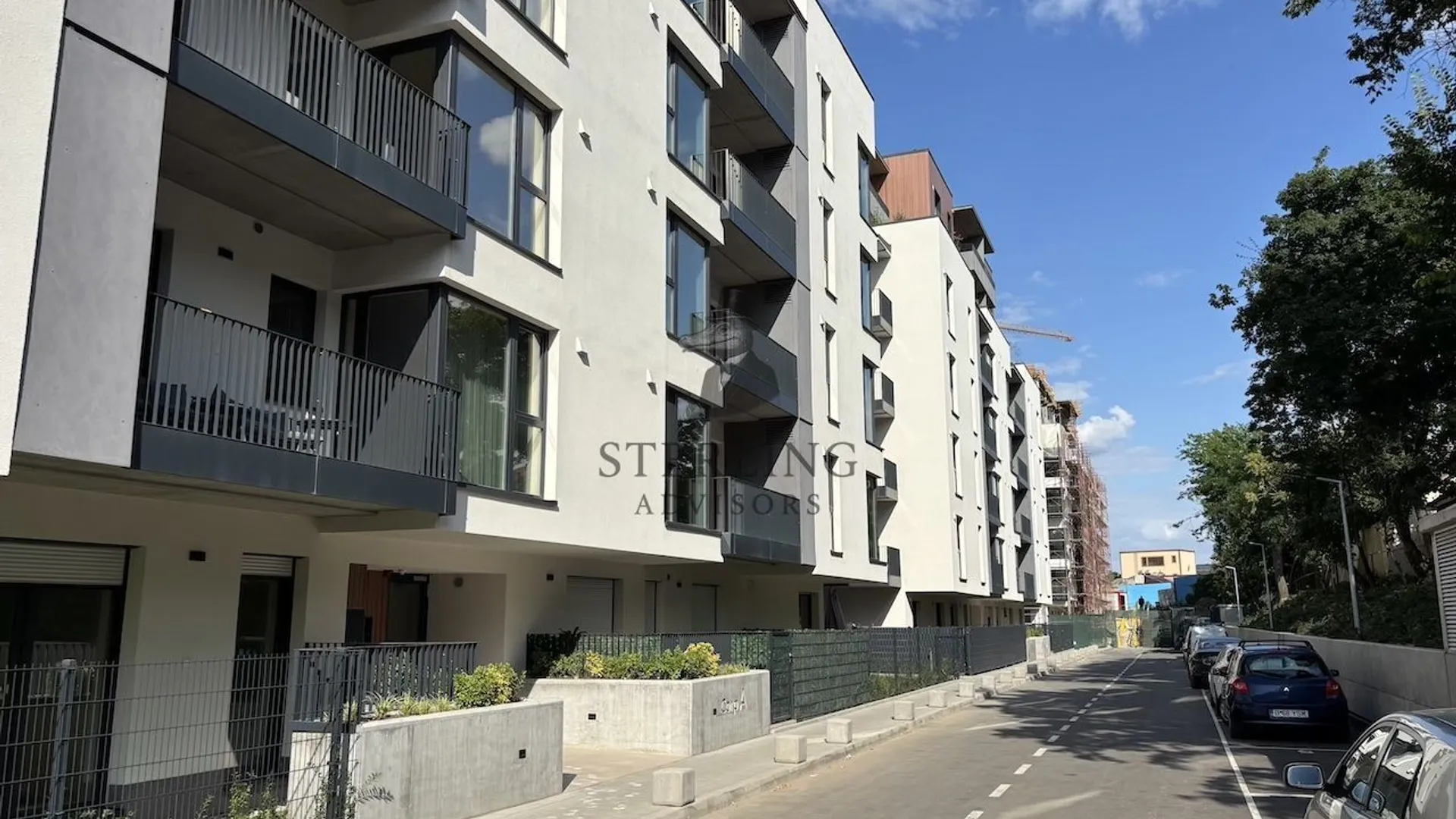 Quartier Azuga, 2 camere mobilat si utilat complet, loc parcare inclus 27
