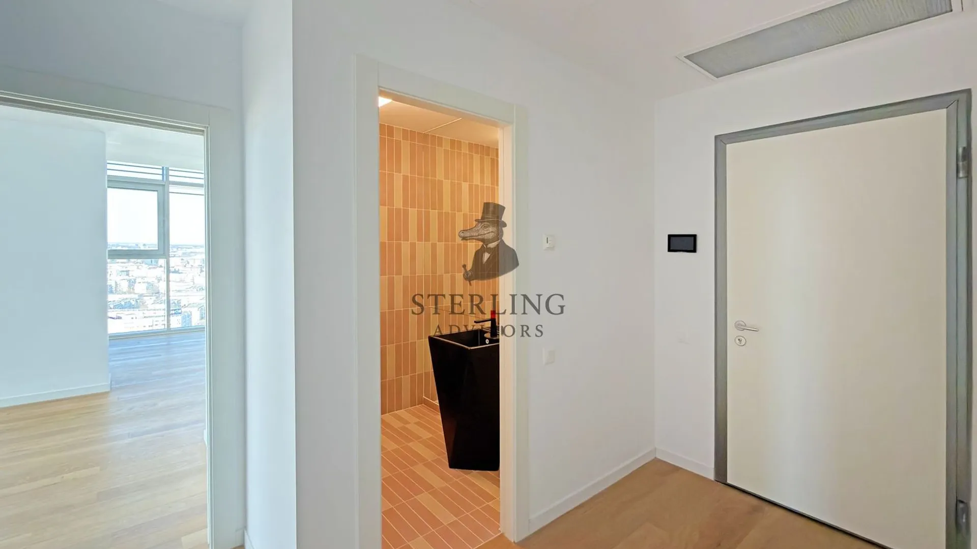 UP-site - apartament spatios cu vedere panoramica spre parc si lac 11