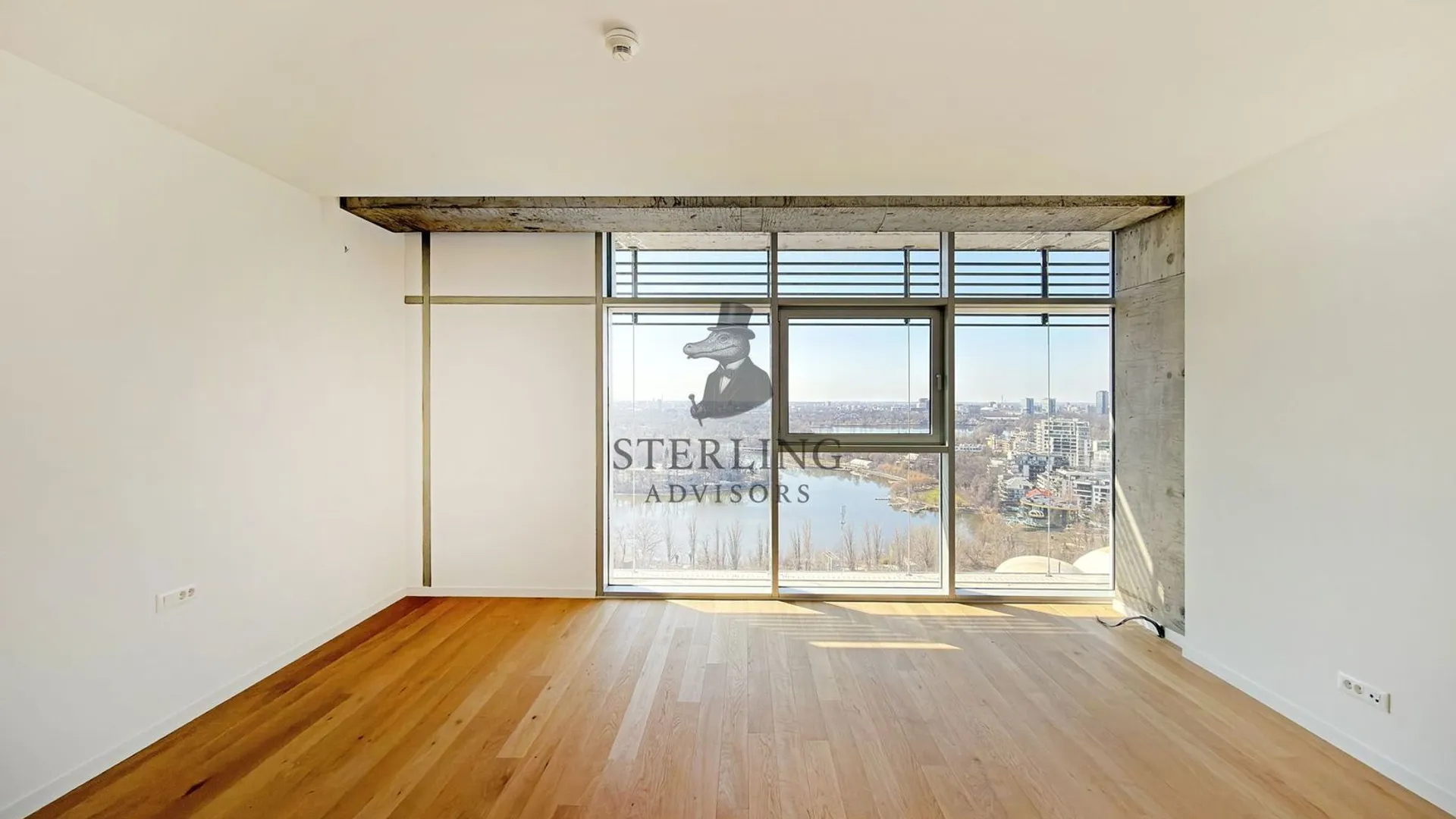 UP-site - apartament spatios cu vedere panoramica spre parc si lac 16