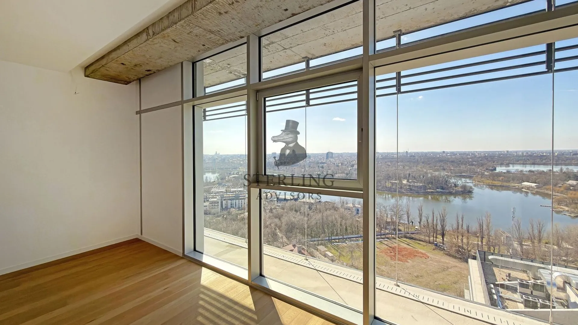 UP-site - apartament spatios cu vedere panoramica spre parc si lac 20