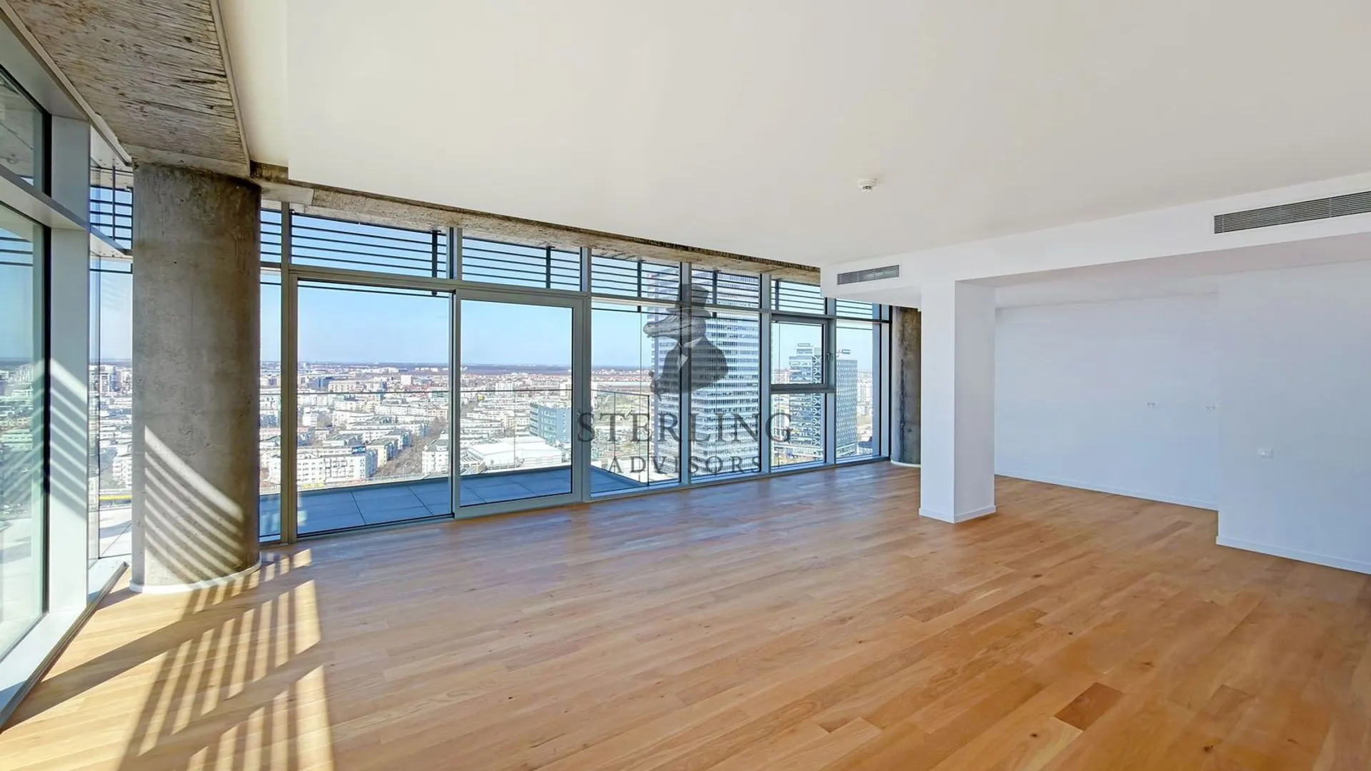 UP-site - apartament spatios cu vedere panoramica spre parc si lac 3