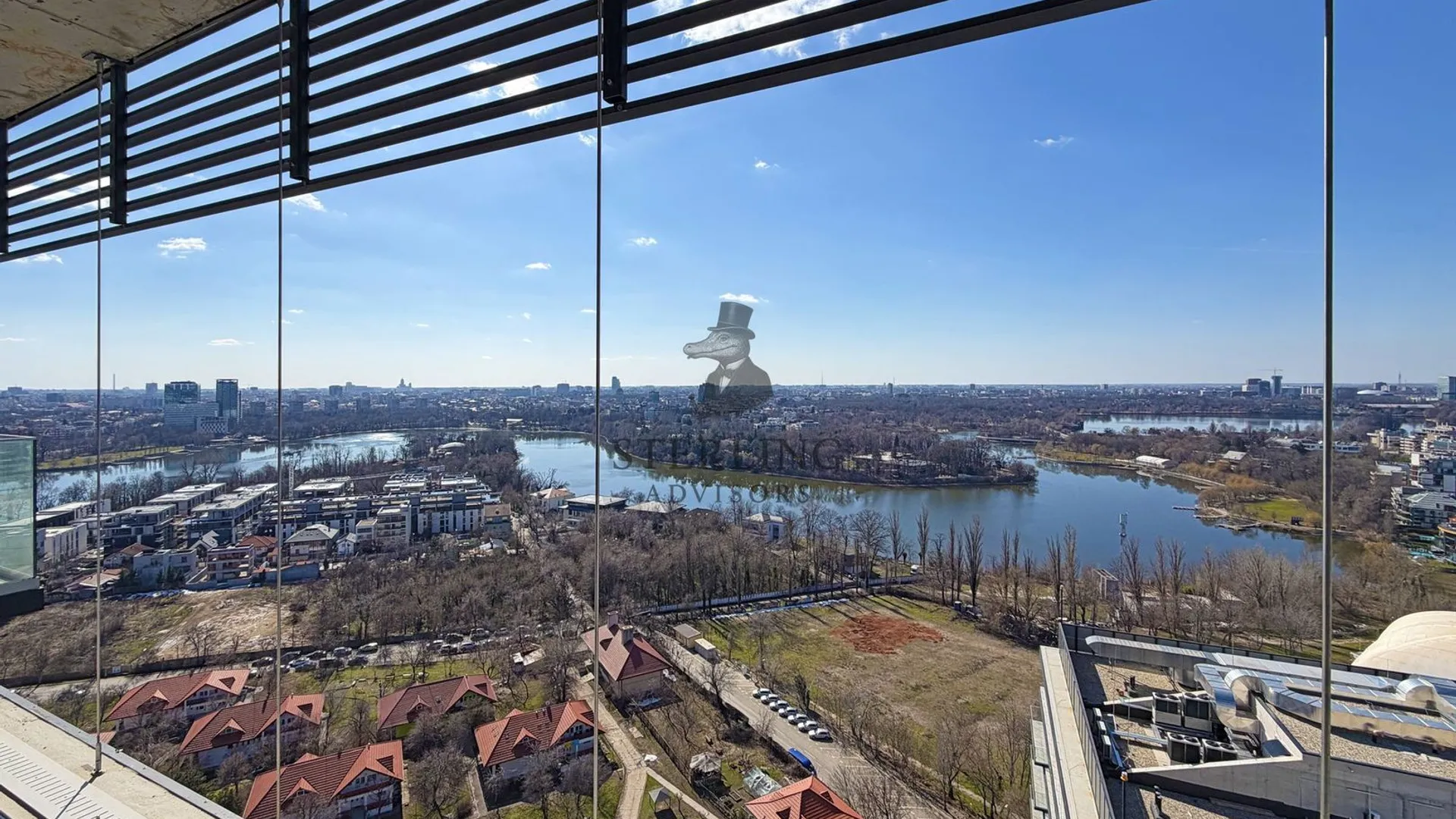 UP-site - apartament spatios cu vedere panoramica spre parc si lac 5