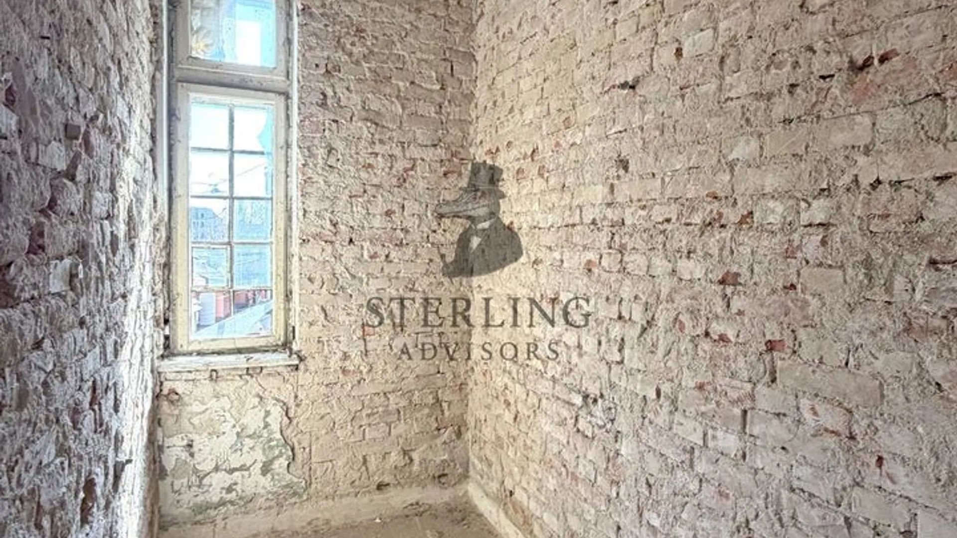 Imobil versatil, 1000 mp, pretabil conversie hotel sau apartamente 13