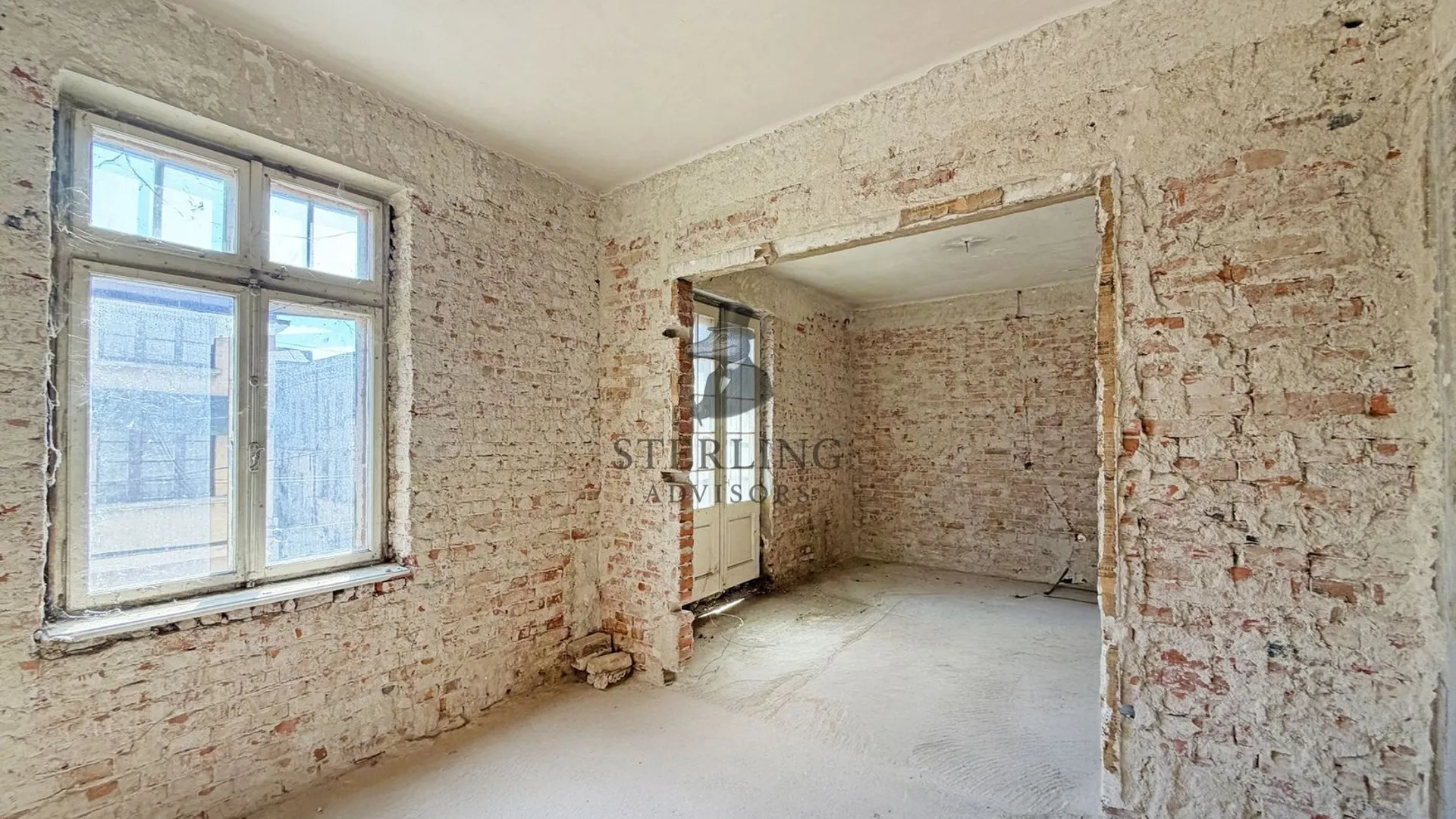 Imobil versatil, 1000 mp, pretabil conversie hotel sau apartamente 18