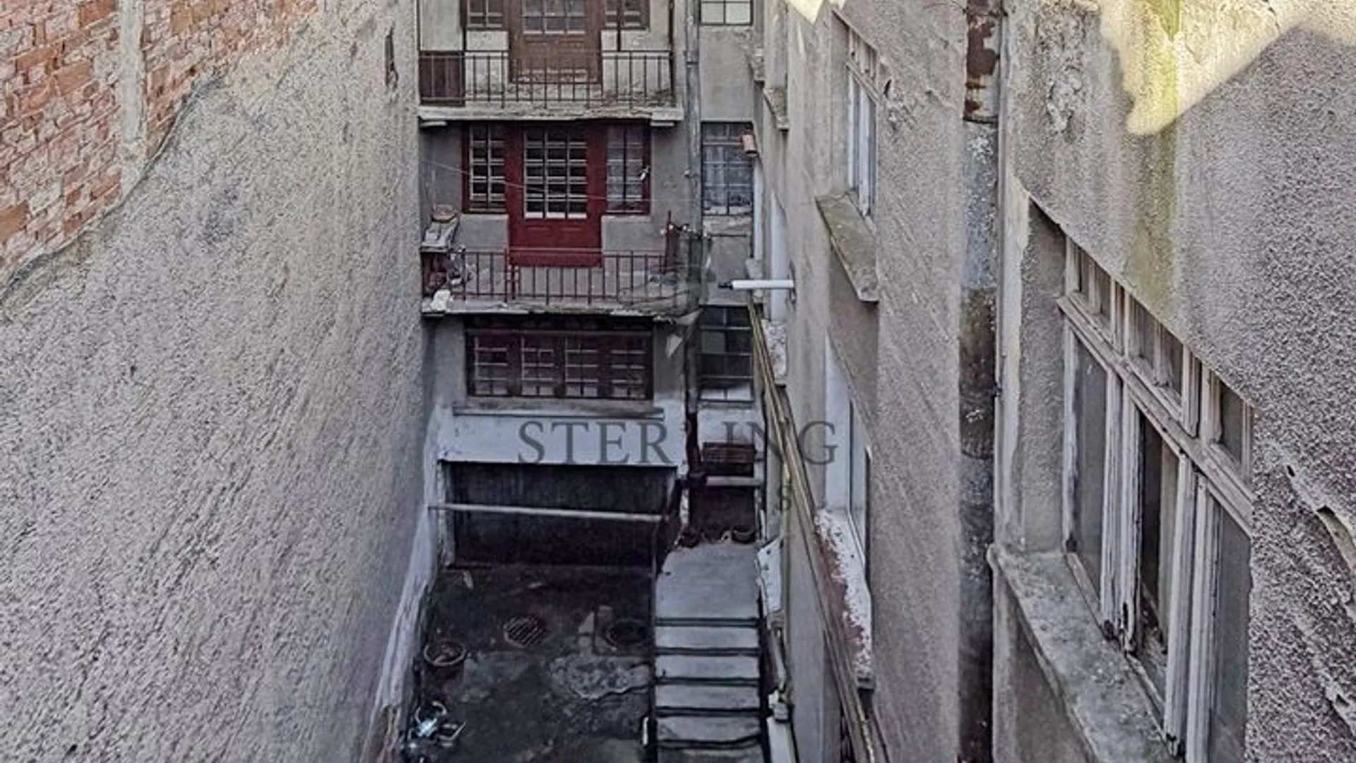 Imobil versatil, 1000 mp, pretabil conversie hotel sau apartamente 26