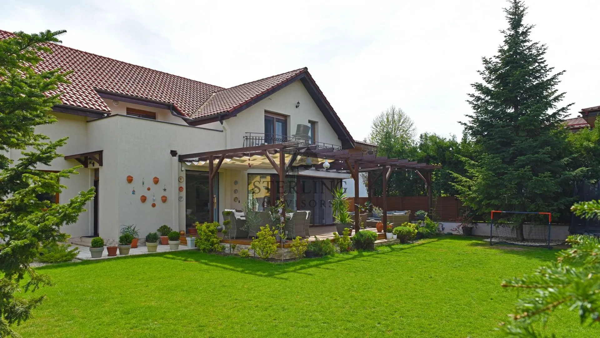 Vila spatioasa langa Jolie Village si Cambridge School - teren 700 mp 5