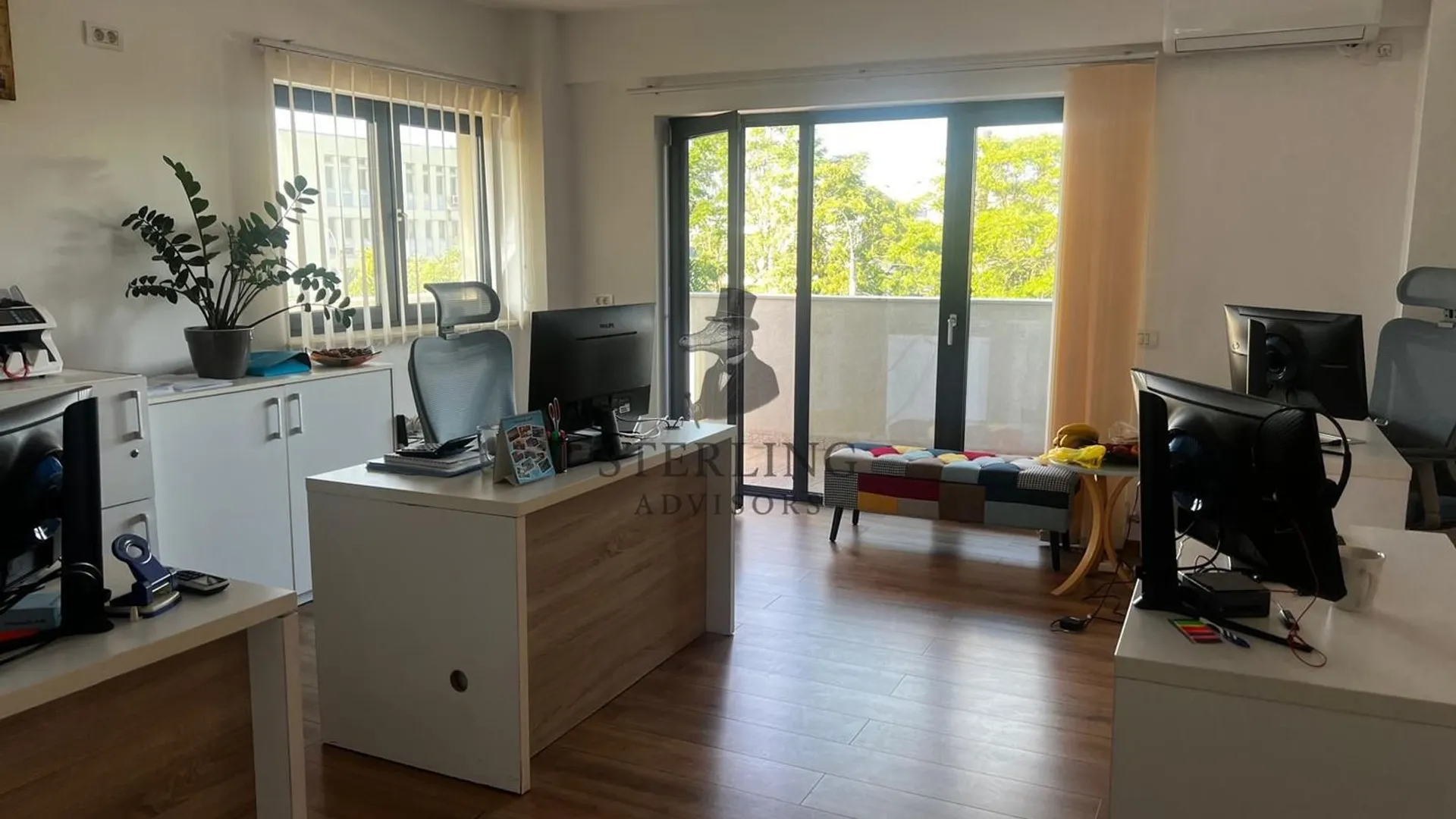 Imobil de birouri ideal sediu firma sau gradinita / after school 19
