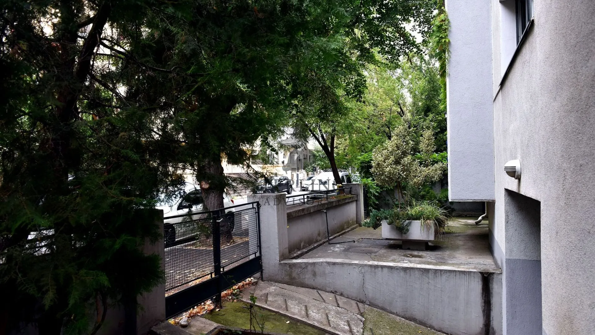 Vila Spatioasa pretabila birou sau locuinta in Dorobanti Capitale 2