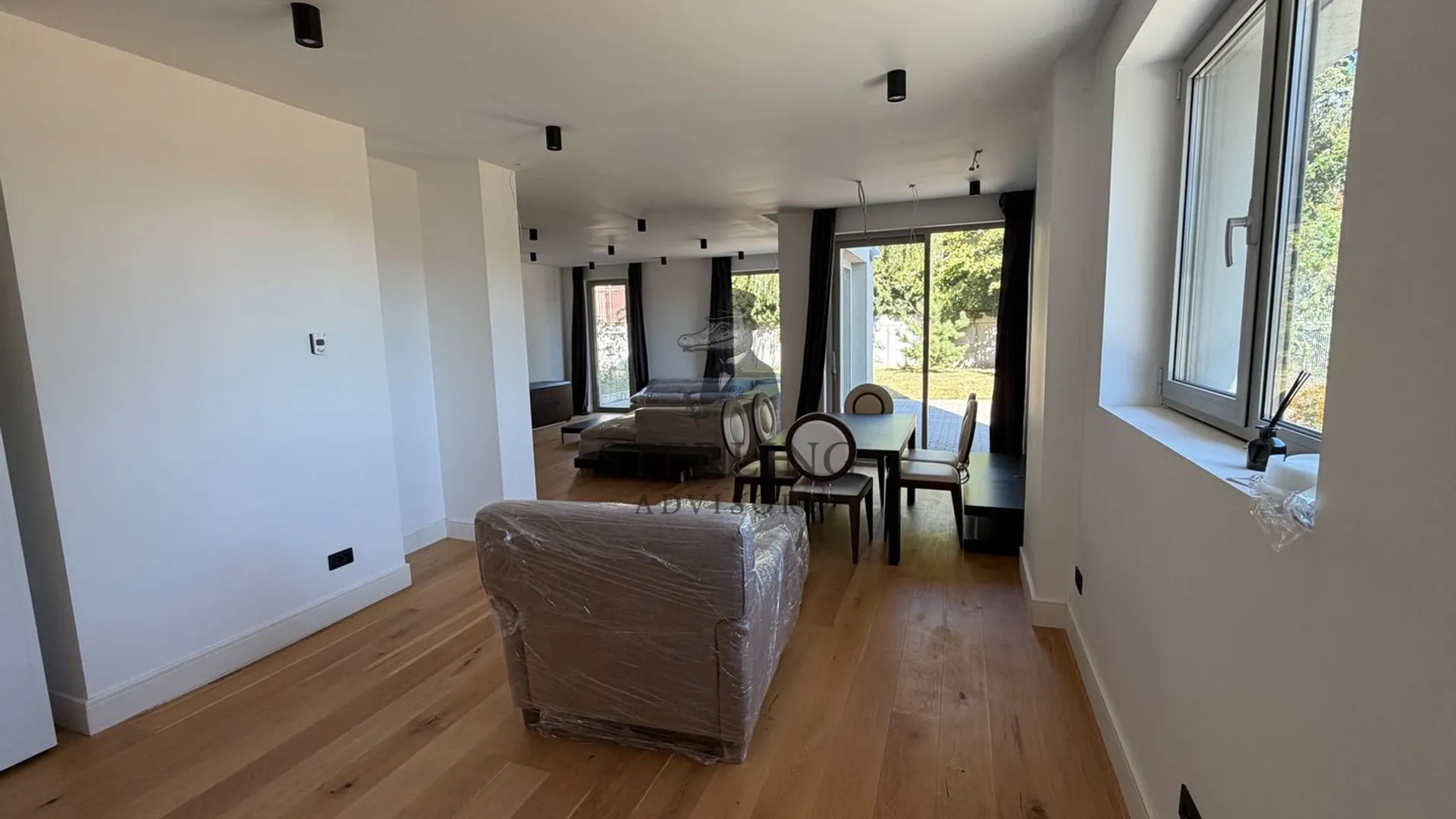 Vilă nouă P+1E+M în mini-compound exclusivist – Pipera 7
